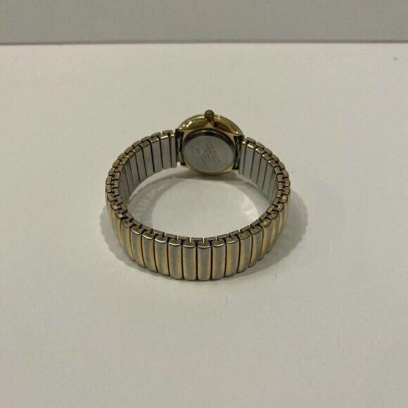 Beautiful Vintage Armitron Gold Tone Black Face Ladies 🔥🔥 - Picture 9 of 9